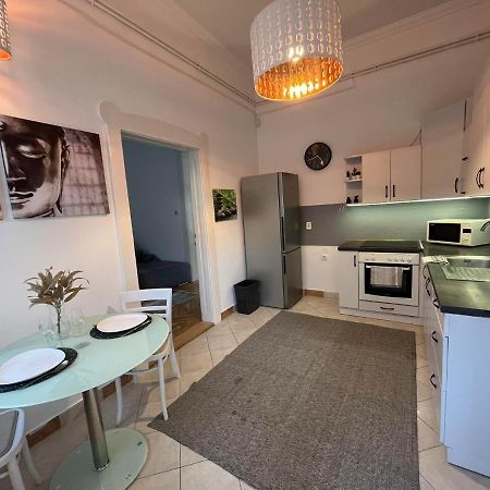 Szeged Apartman Eksteriør billede