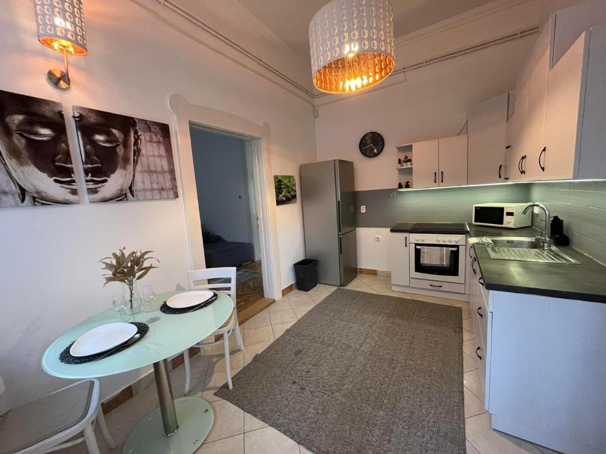 Szeged Apartman Eksteriør billede